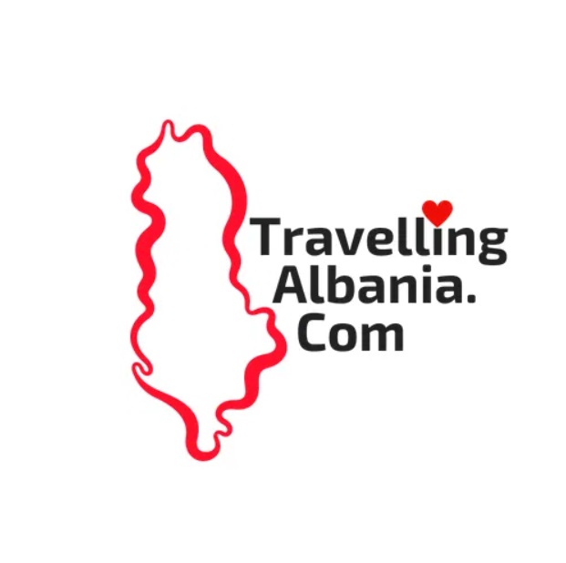 Travelling Albania com