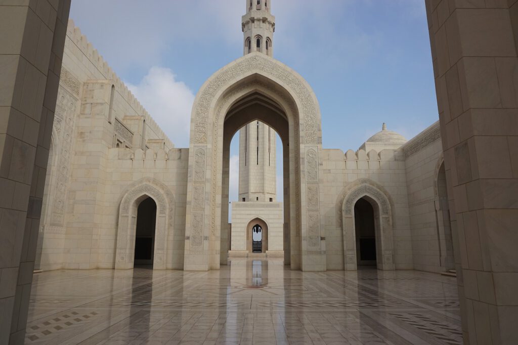 mosque, entrance, minaret-1978998.jpg